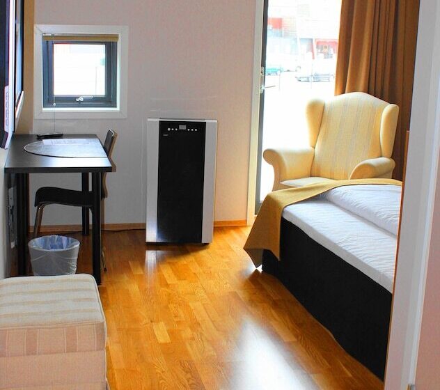 Номер Стандарт Индивидуальный, Heimat Brokelandsheia