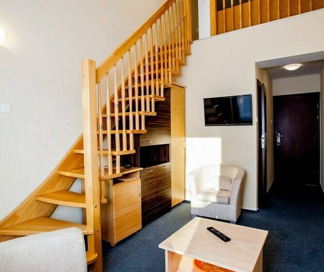 스탠다드 룸, Jan