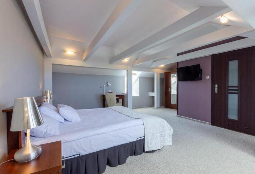 침실 1개 아파트, Jan