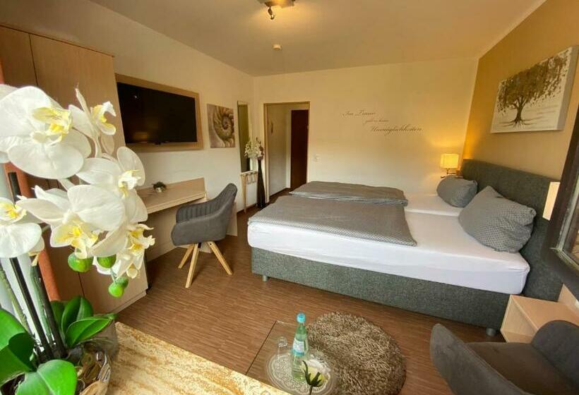 Номер Стандарт с Балконом, Landhotel Fasanenhof