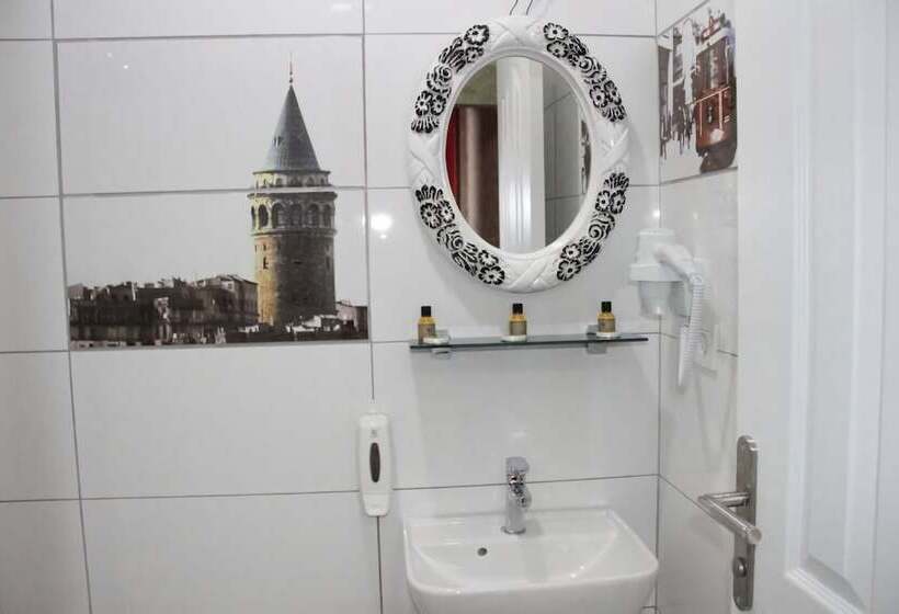 Üç Kişilik Standart Oda, Seashore Istanbul