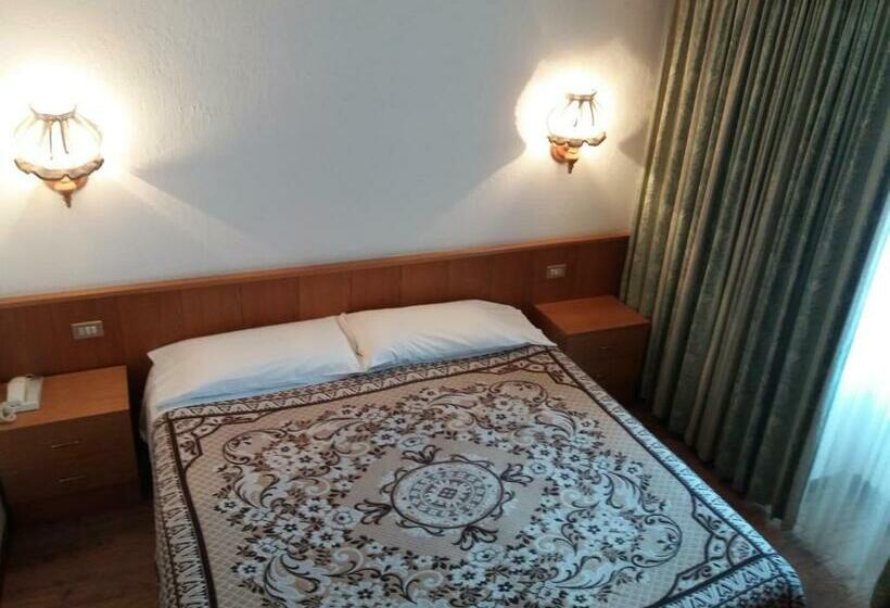 스탠다드 룸, Ottoz Meublé