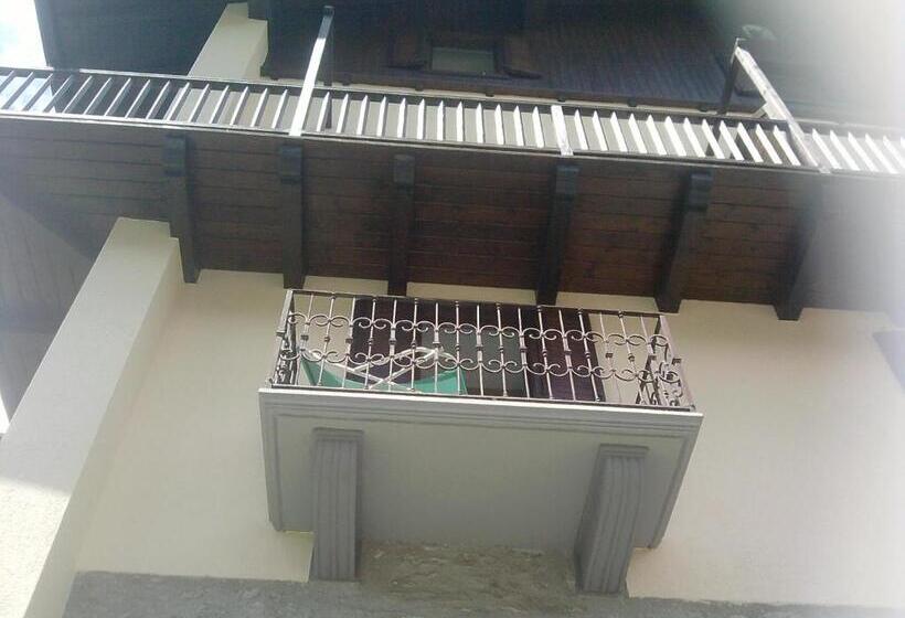 스탠다드 발코니 룸, Ottoz Meublé