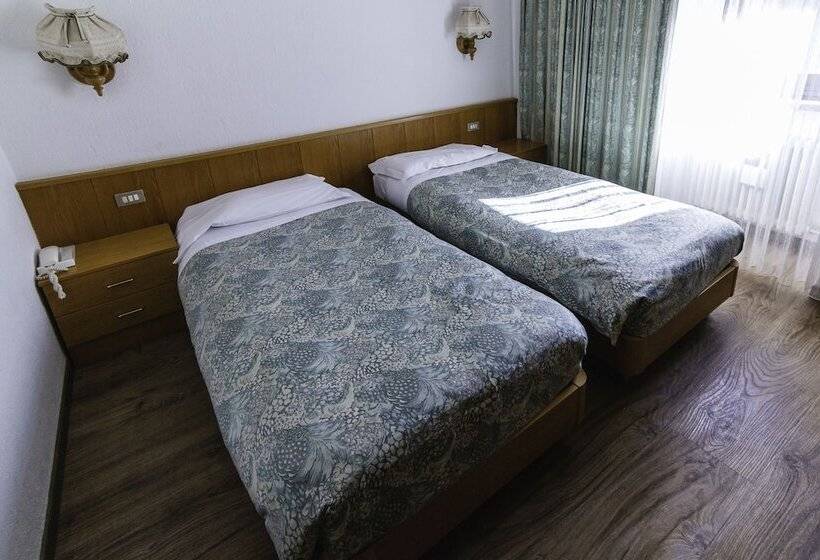 스탠다드 룸, Ottoz Meublé