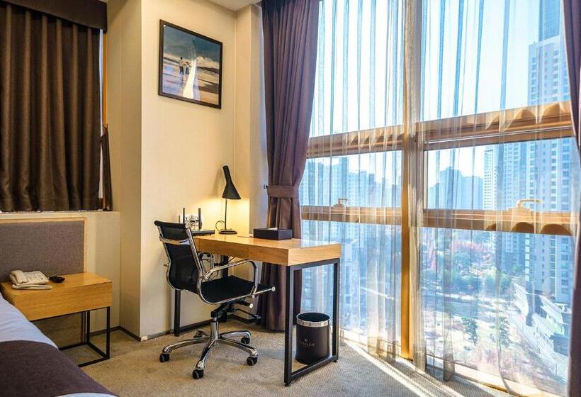 Habitación Premium con Vistas, Ramada By Wyndham Incheon