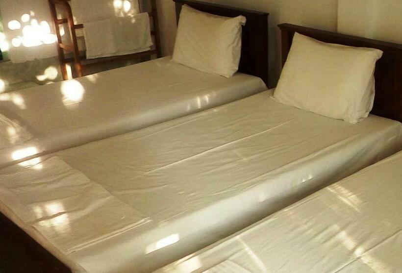 스탠다드 트리플 발코니 룸, White Villa