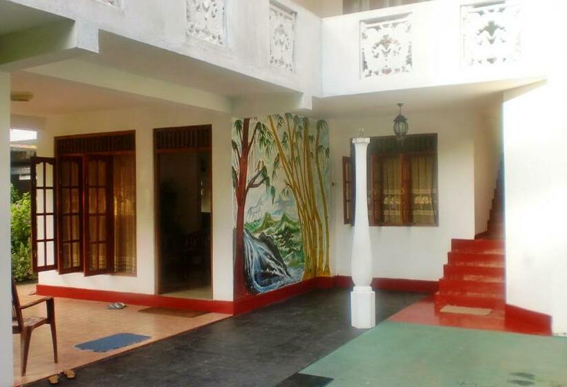 스탠다드 트리플 발코니 룸, White Villa