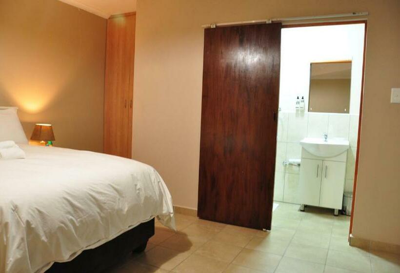 Quarto Estandar, Woodpecker S Inn Guest House