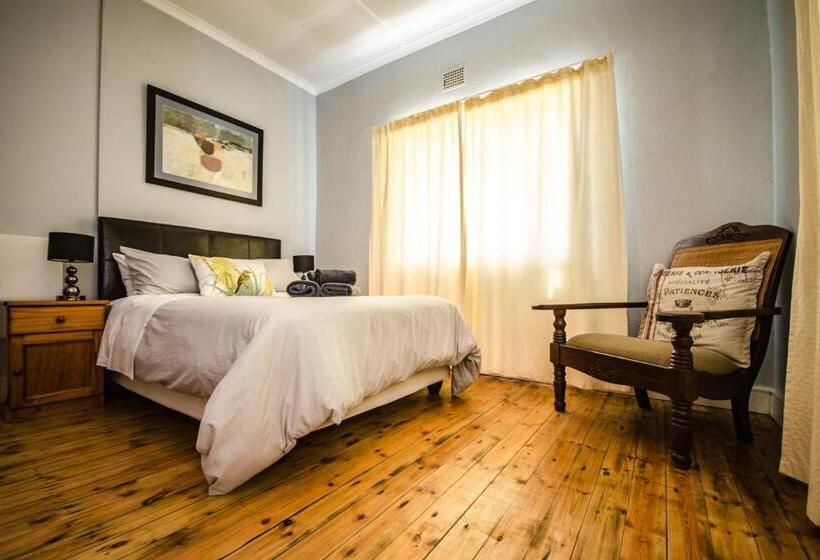 בית, 3 חדרי שינה, Reflections Guest Farm