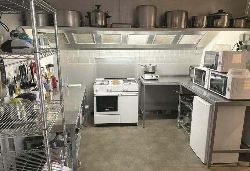 غرفة قياسية رباعية, Hébergement Artense