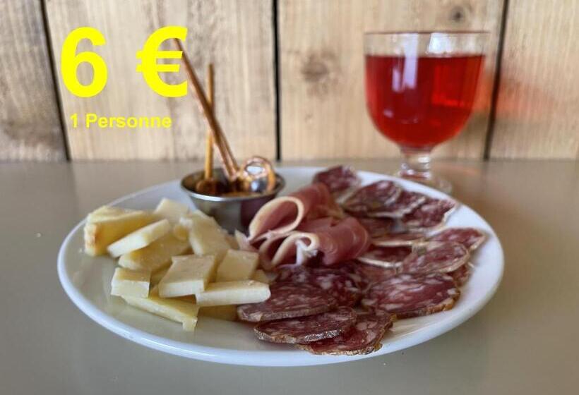 غرفة قياسية حمام مشترك, Hébergement Artense