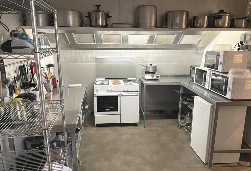 غرفة عائلية, Hébergement Artense