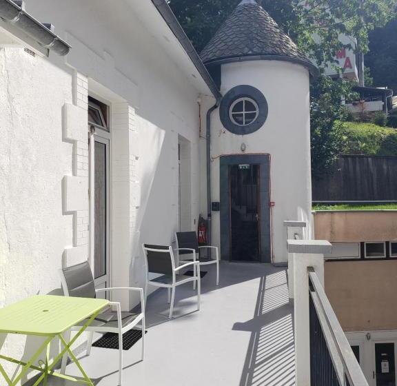 غرفة قياسية حمام مشترك, Hébergement Artense