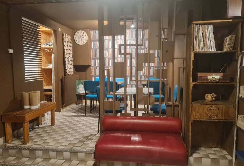 غرفة قياسية رباعية, Hébergement Artense