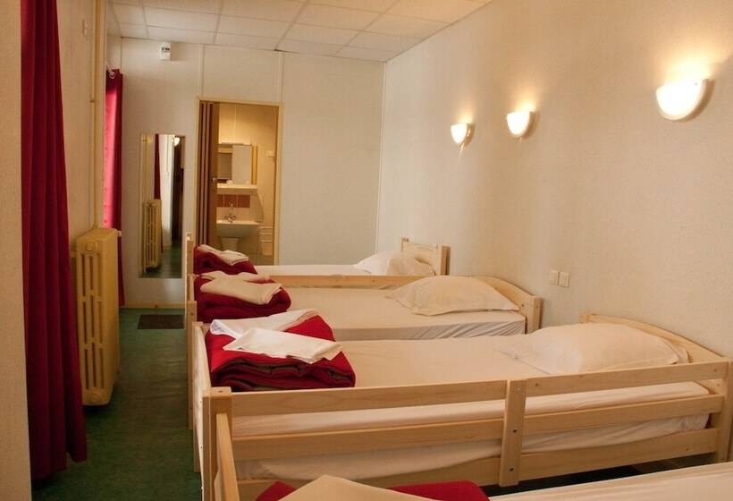 غرفة عائلية, Hébergement Artense