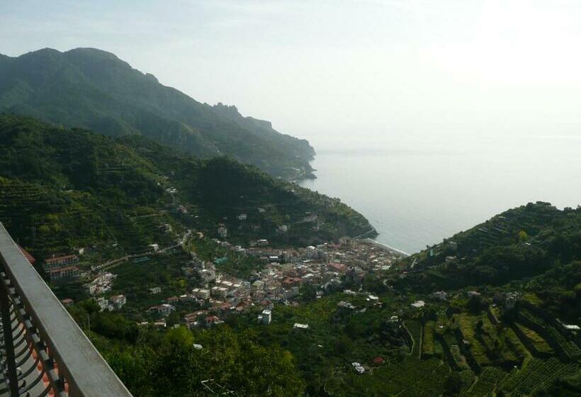 اتاق استاندارد با تراس, Il Rifugio Del Poeta