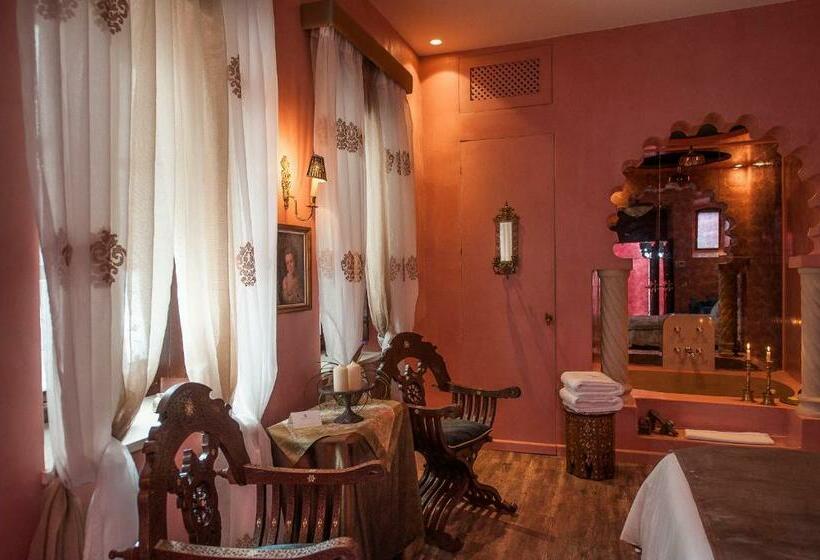 디럭스 주니어 스위트, La Maison Ottomane