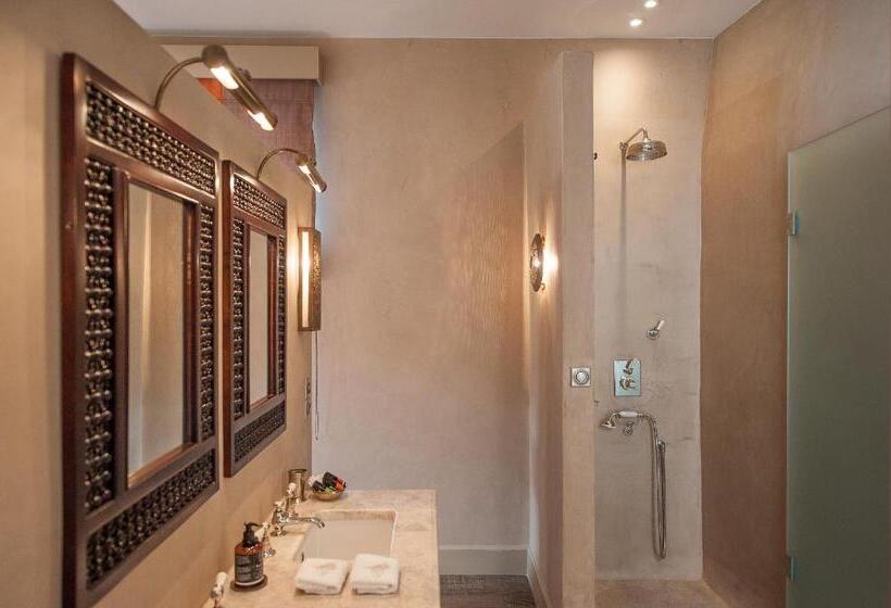 디럭스 주니어 스위트, La Maison Ottomane