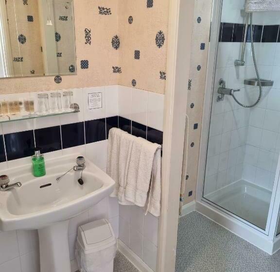 海景豪华三人间, The Sands