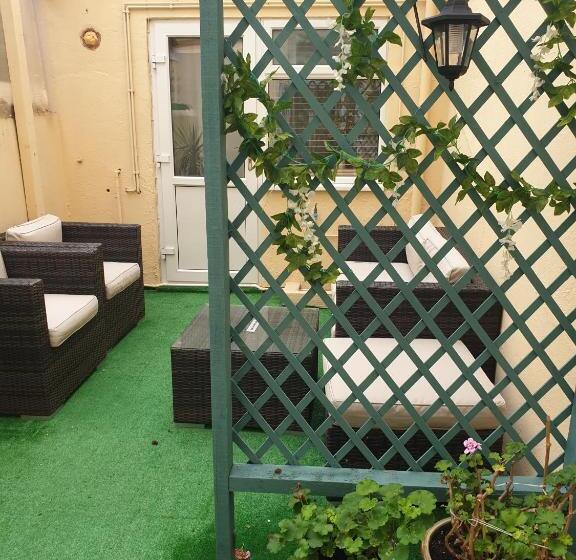 标准间带露台, The Sands