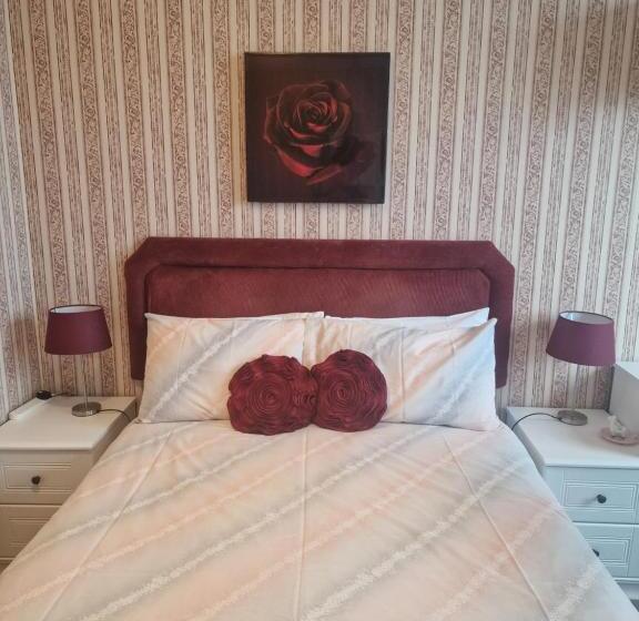 豪华海景房, The Sands