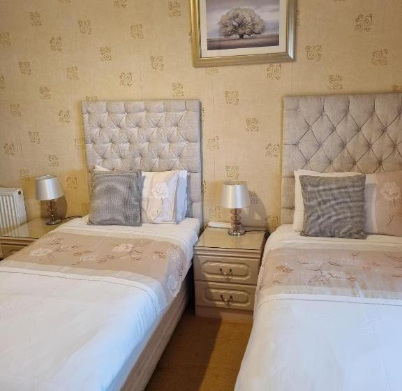 豪华海景房, The Sands