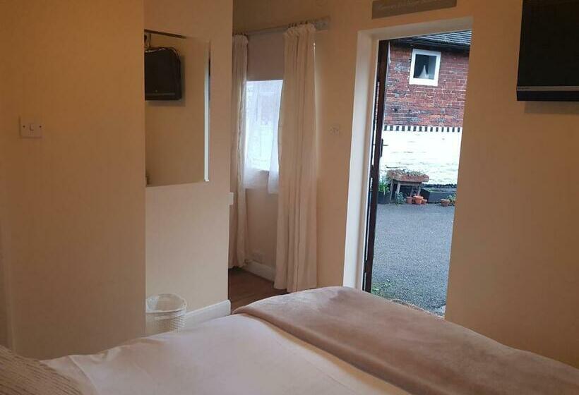 经济房, The Wheatsheaf