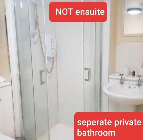 标准间, The Wheatsheaf