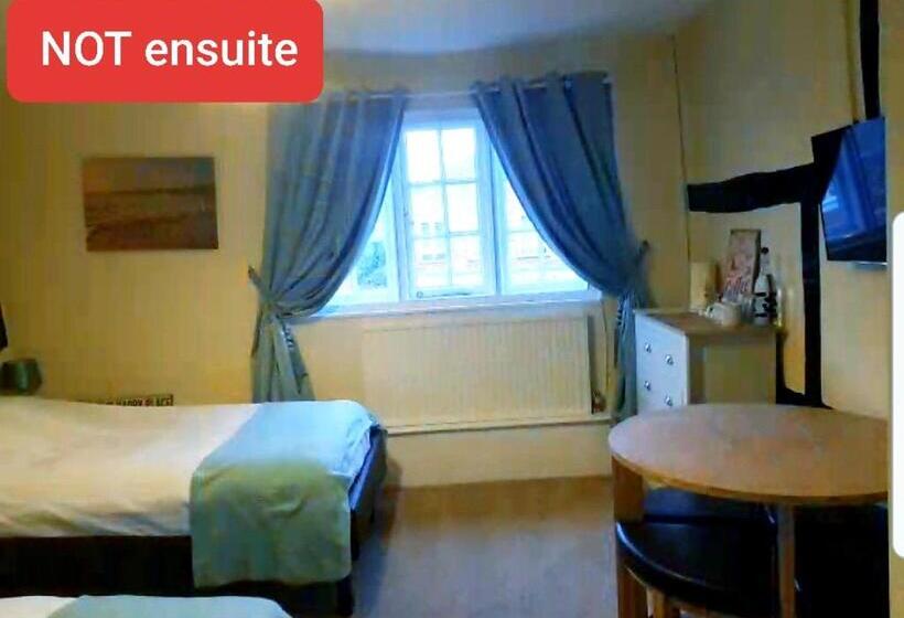 标准间, The Wheatsheaf