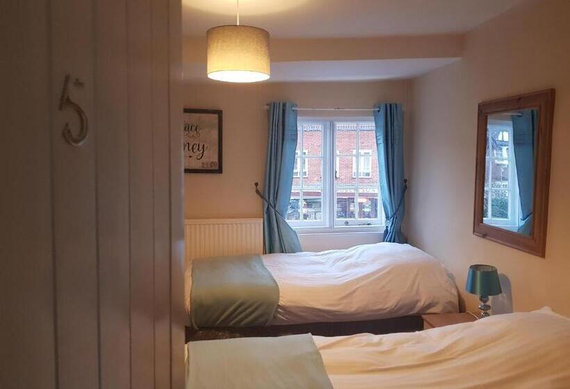 豪华房间, The Wheatsheaf