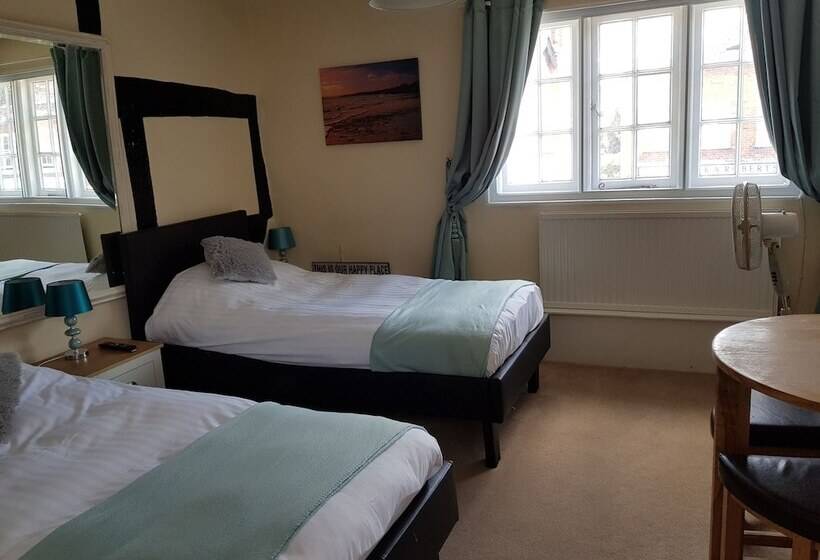 豪华房间, The Wheatsheaf