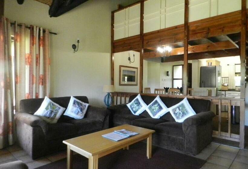 בקתת חדר, Fairways Self Catering