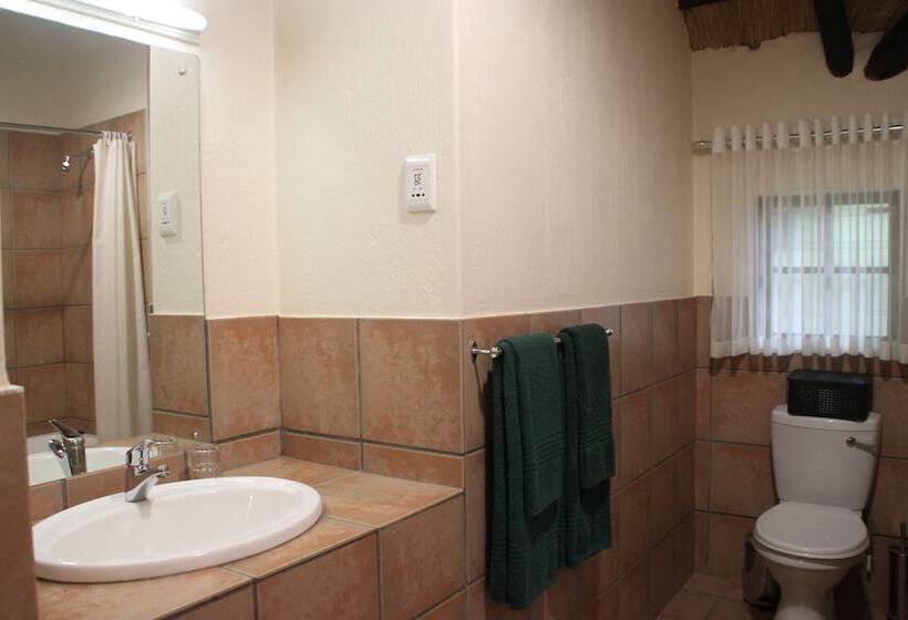 בקתת חדר, Fairways Self Catering