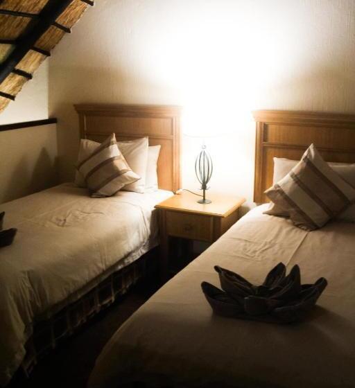 בקתת חדר, Fairways Self Catering