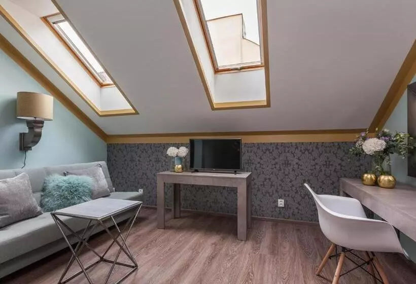 Vuode Makuusalissa, Gorgeous Prague Rooms