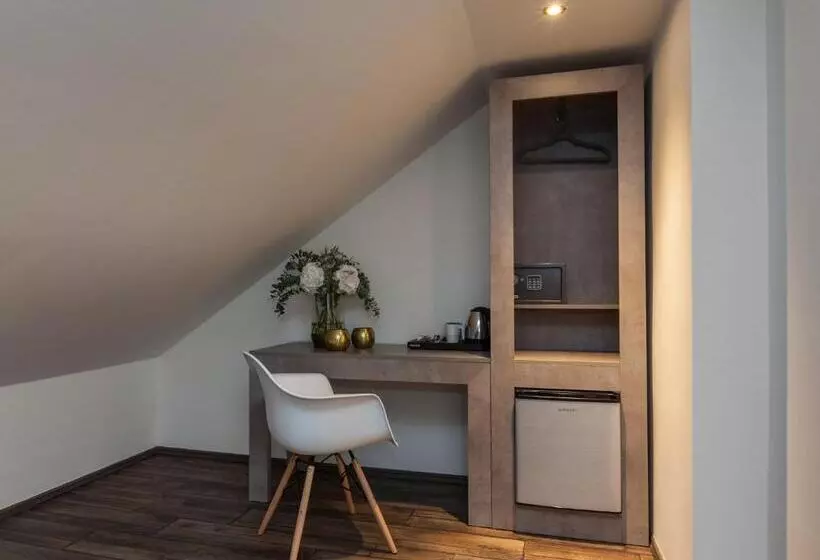 Vuode Makuusalissa, Gorgeous Prague Rooms