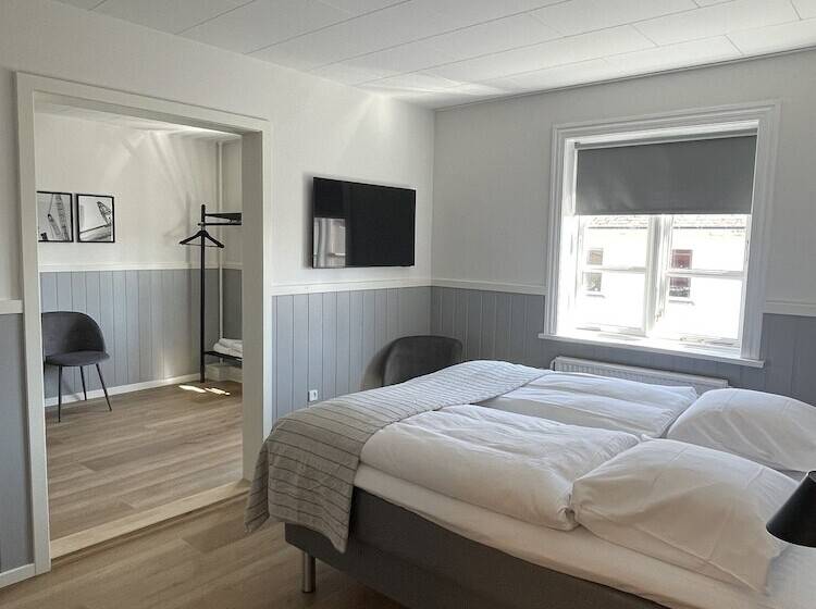 スタンダード４人部屋, Annex