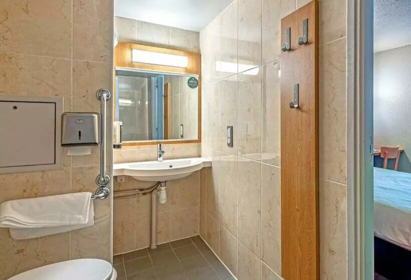 اتاق استاندارد چهار تخته, B&b Hotel Quimper Nord Douarnenez