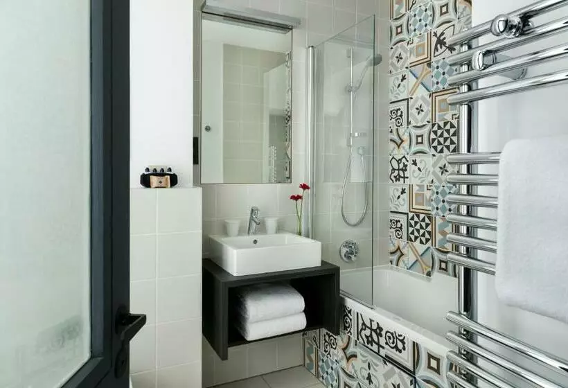 Chambre Standard, Hôtel Square Louvois
