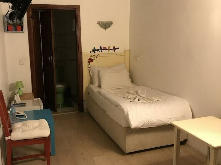 Quarto Estandar Individual, Kano