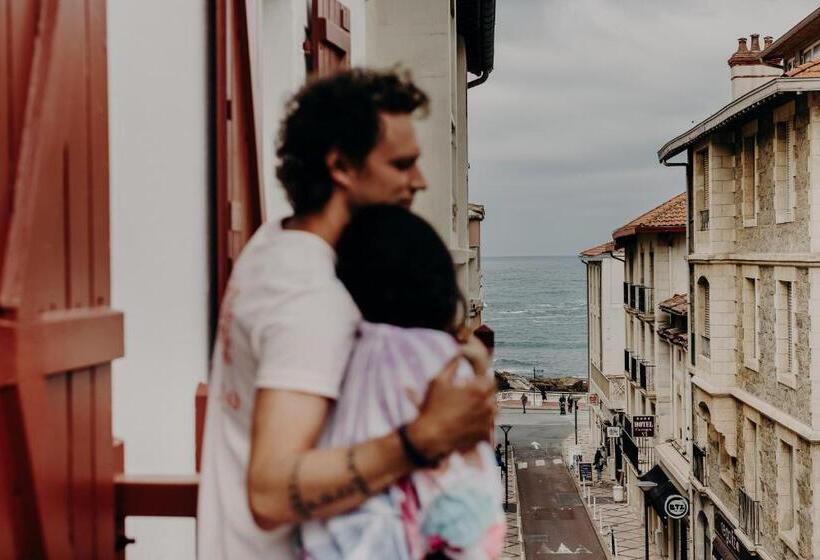 חדר דלוקס צדדי נוף לים, Hôtel Palmito