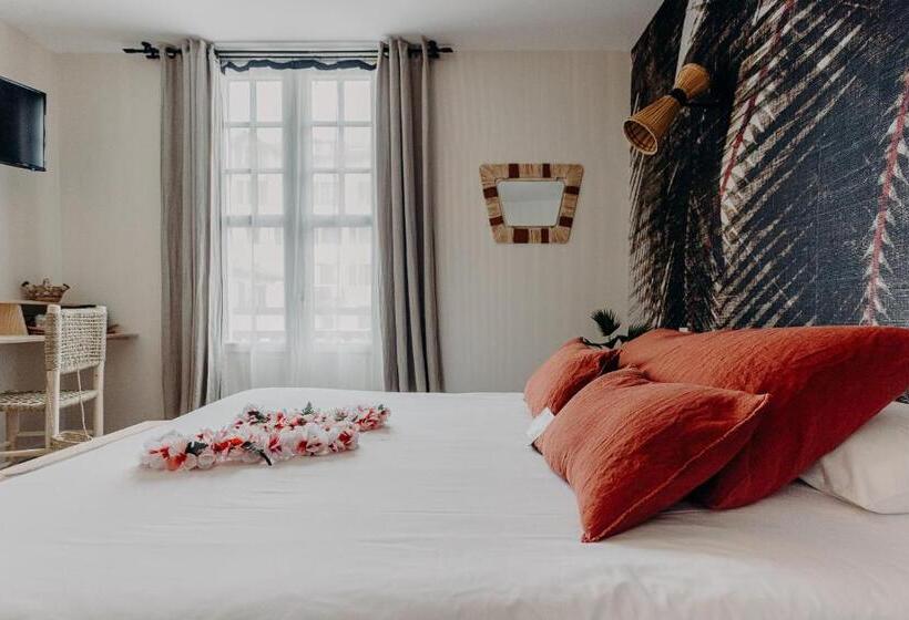 חדר דלוקס צדדי נוף לים, Hôtel Palmito