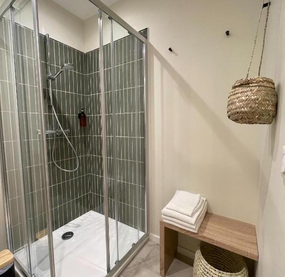 מיטה בחדר משותף, Hôtel Palmito