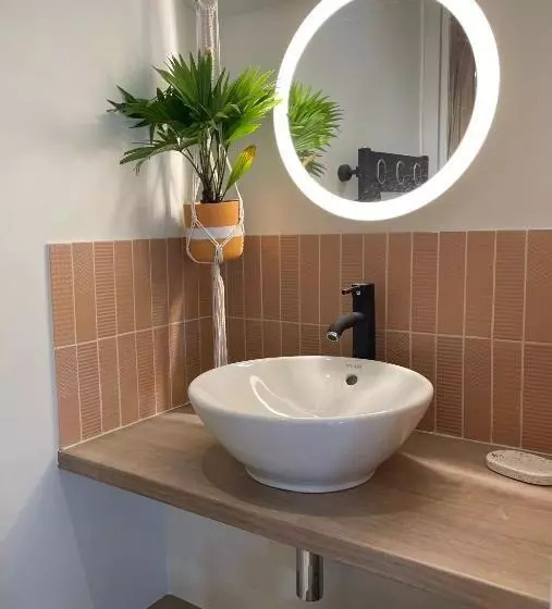Huoneisto 1 Makuuhuone Terassi, Hôtel Palmito