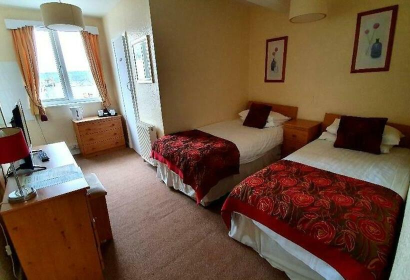 经济房, Rivelyn Hotel Bar & Restaurant