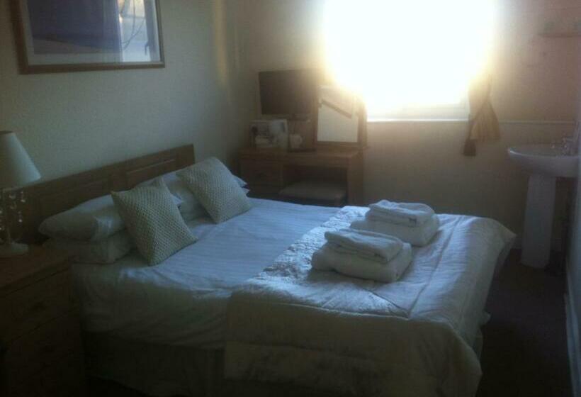 经济房, Rivelyn Hotel Bar & Restaurant