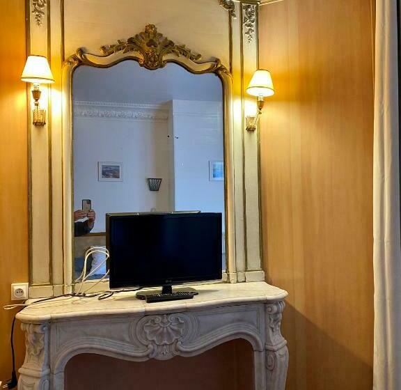 اتاق استاندارد, Studia