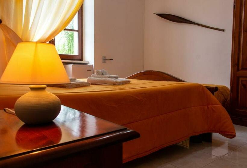 スタンダードトリプルルーム, La Masseria Hotel Ristorante Centro Benessere