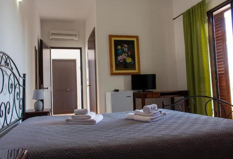 スタンダード４人部屋, La Masseria Hotel Ristorante Centro Benessere