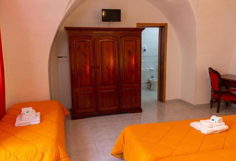 Семейный Номер, La Masseria Hotel Ristorante Centro Benessere